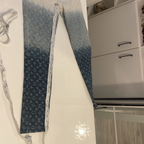 Louis Vuitton Blue and White Women Jeans - Picture 10 of 13